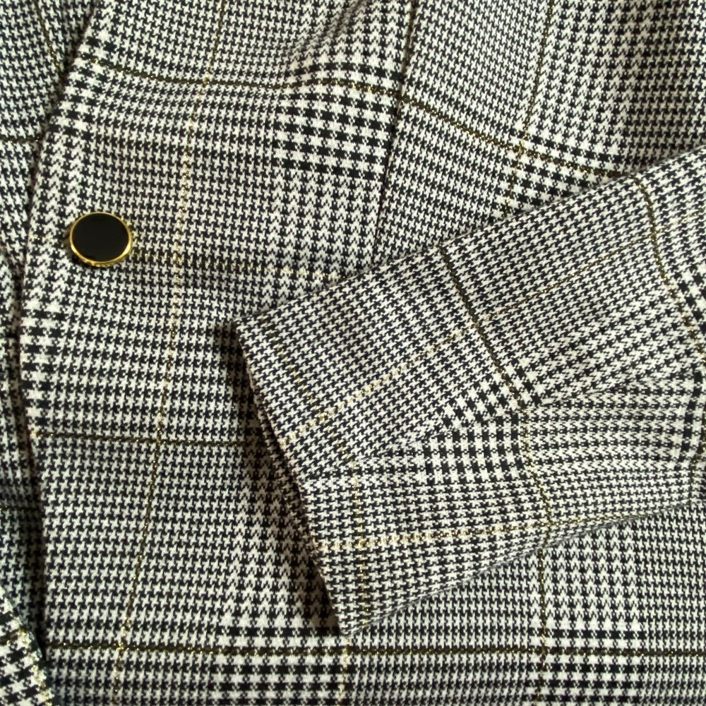 PLAID WHITE, BLACK AND GOLD 89TH MADISON BLAZER XL